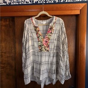 Anthropologie Black and White Plaid Tunic with Floral V-Neck